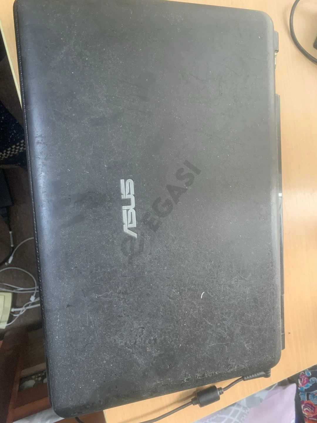 Asus noutbuki sotiladi — rasm 2/7