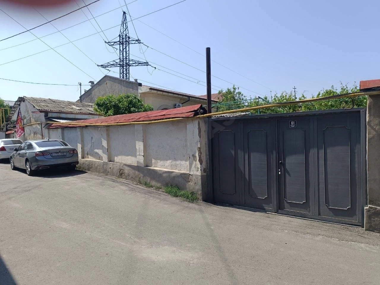 3,85 sotix srochna sotladi fasadi 42 metr — rasm 1/4