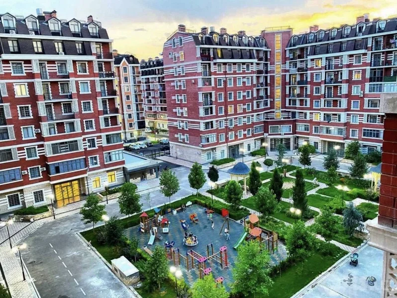 Sotiladı: 5 xonalı kvartira, 164 m², Mirobod — rasm 1/3